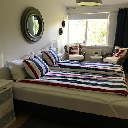 Trouville Bed & Breakfast Hornbæk Exteriör bild
