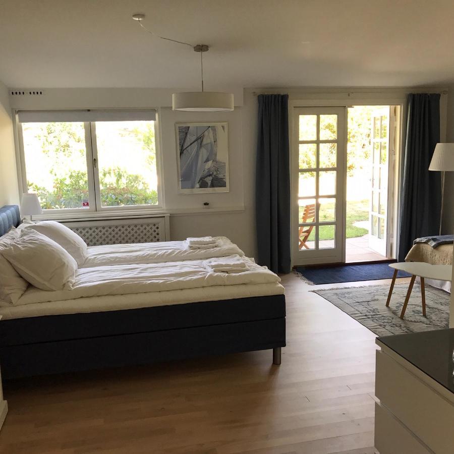 Trouville Bed & Breakfast Hornbæk Exteriör bild
