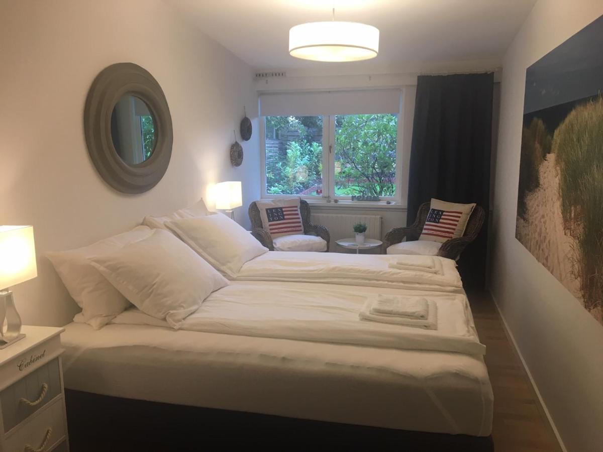 Trouville Bed & Breakfast Hornbæk Exteriör bild
